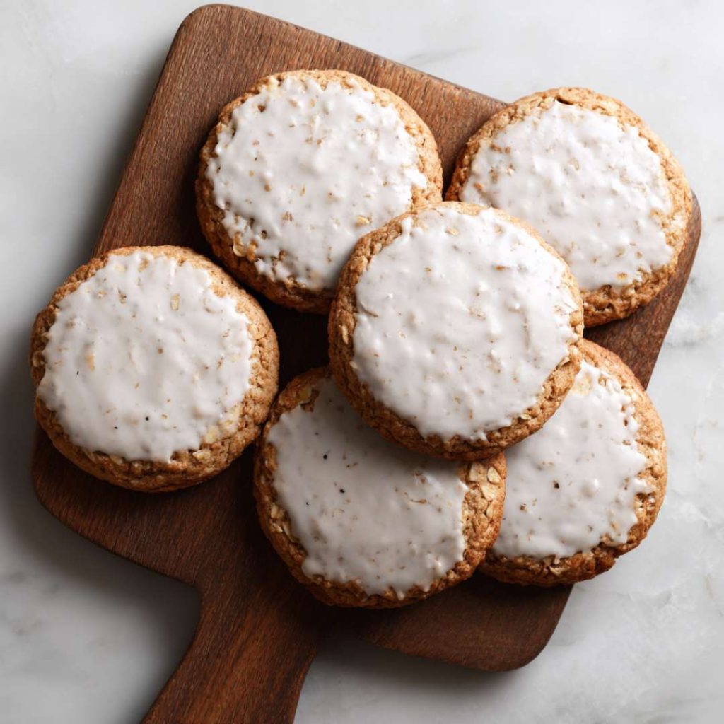 Iced Oatmeal Cookies
